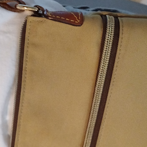 Dooney & Bourke Nylon crossbody bag Khaki - Picture 5 of 17